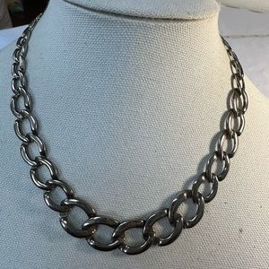 Vintage graduated link silvertone necklace